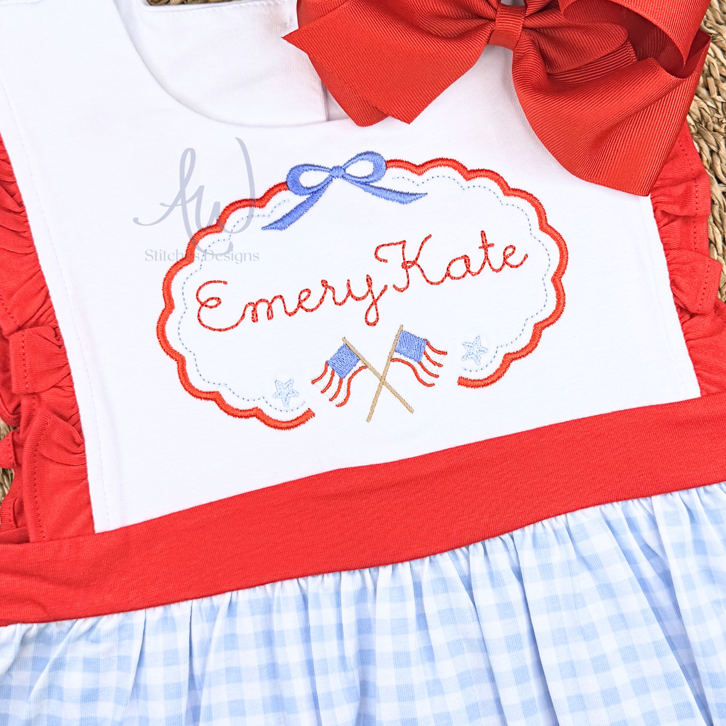 Patriotic Scallop Frame Embroidery Design