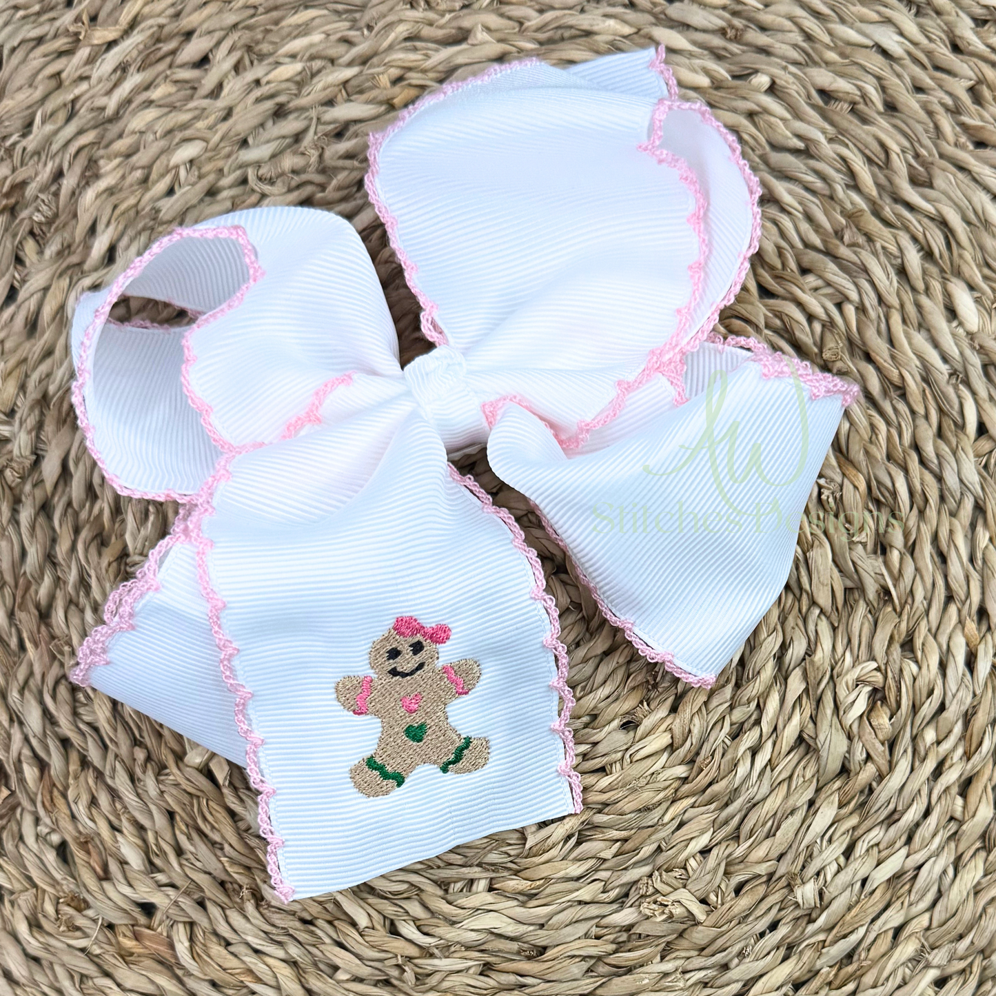 Mini gingerbread girl machine embroidery design